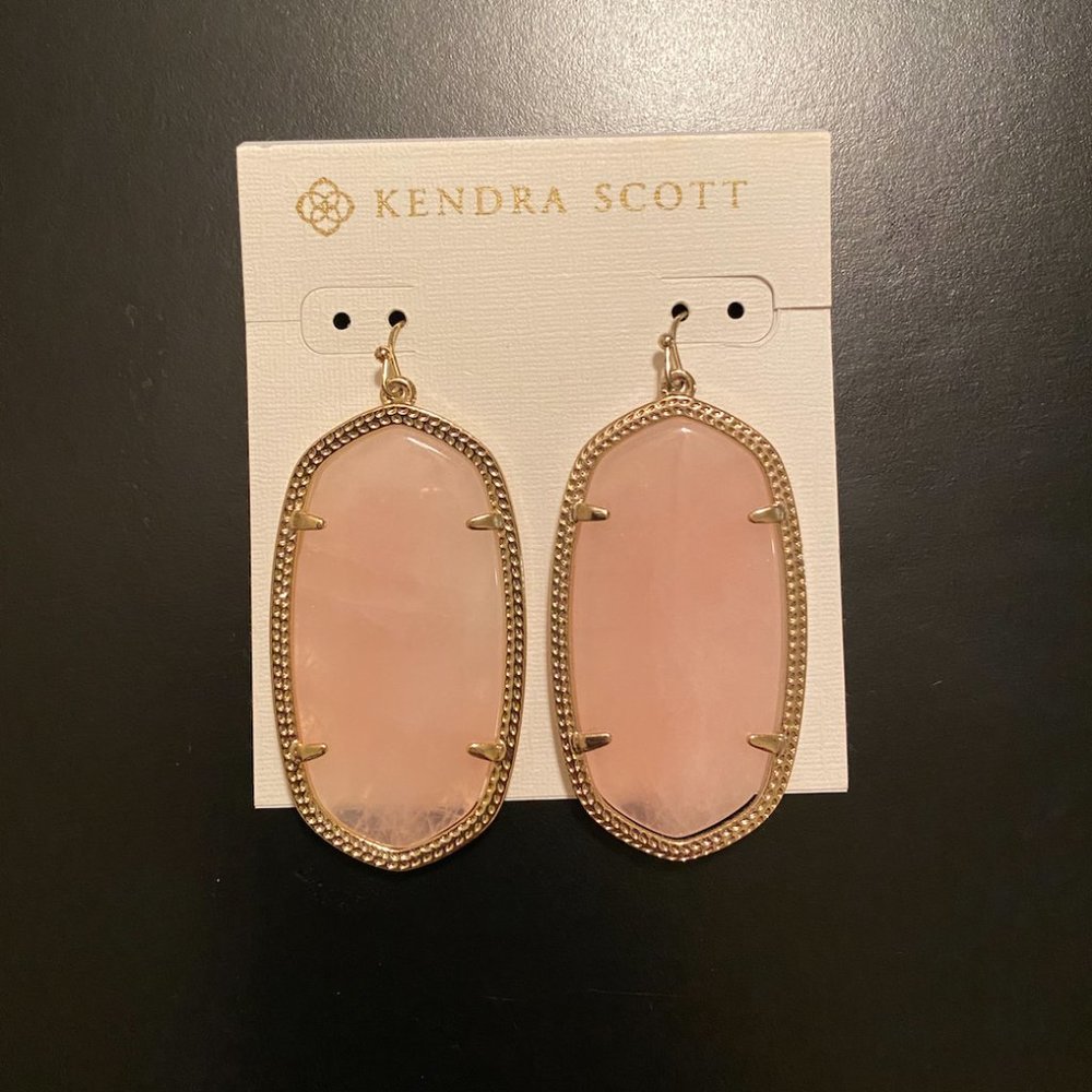 Kendra Scott Danielle Earrings in Rose Quartz